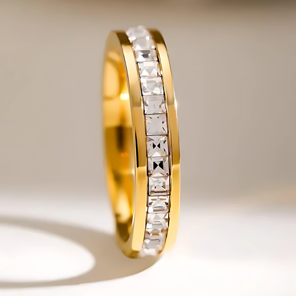 Luxe Radiant Crystal Band – 18kt Gold Plated Timeless Sparkle