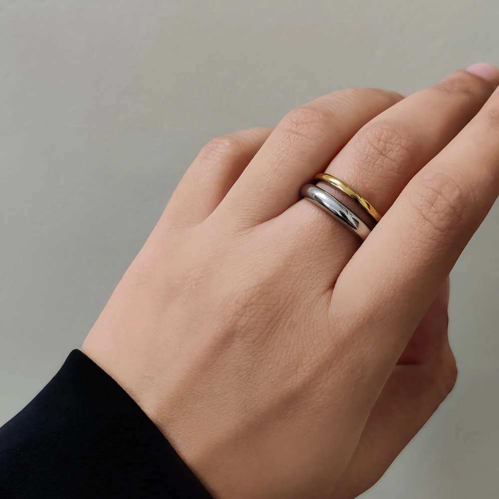 Dual Aura Ring – Gold & Silver Harmony