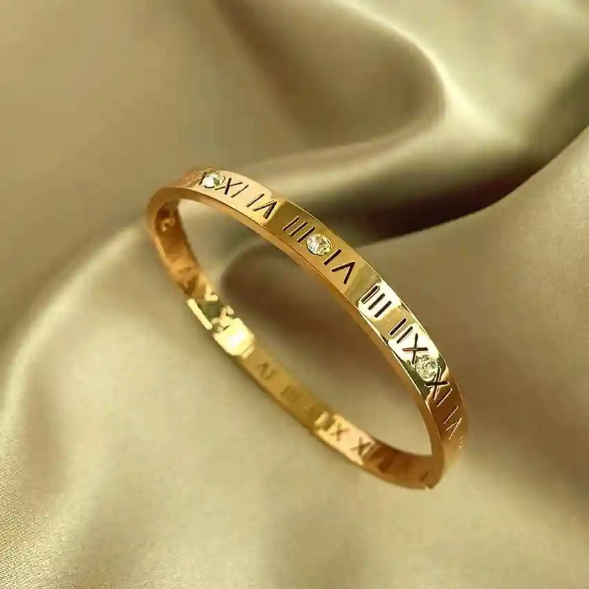Elegance Roman Bangle – 18K PVD Gold Plated