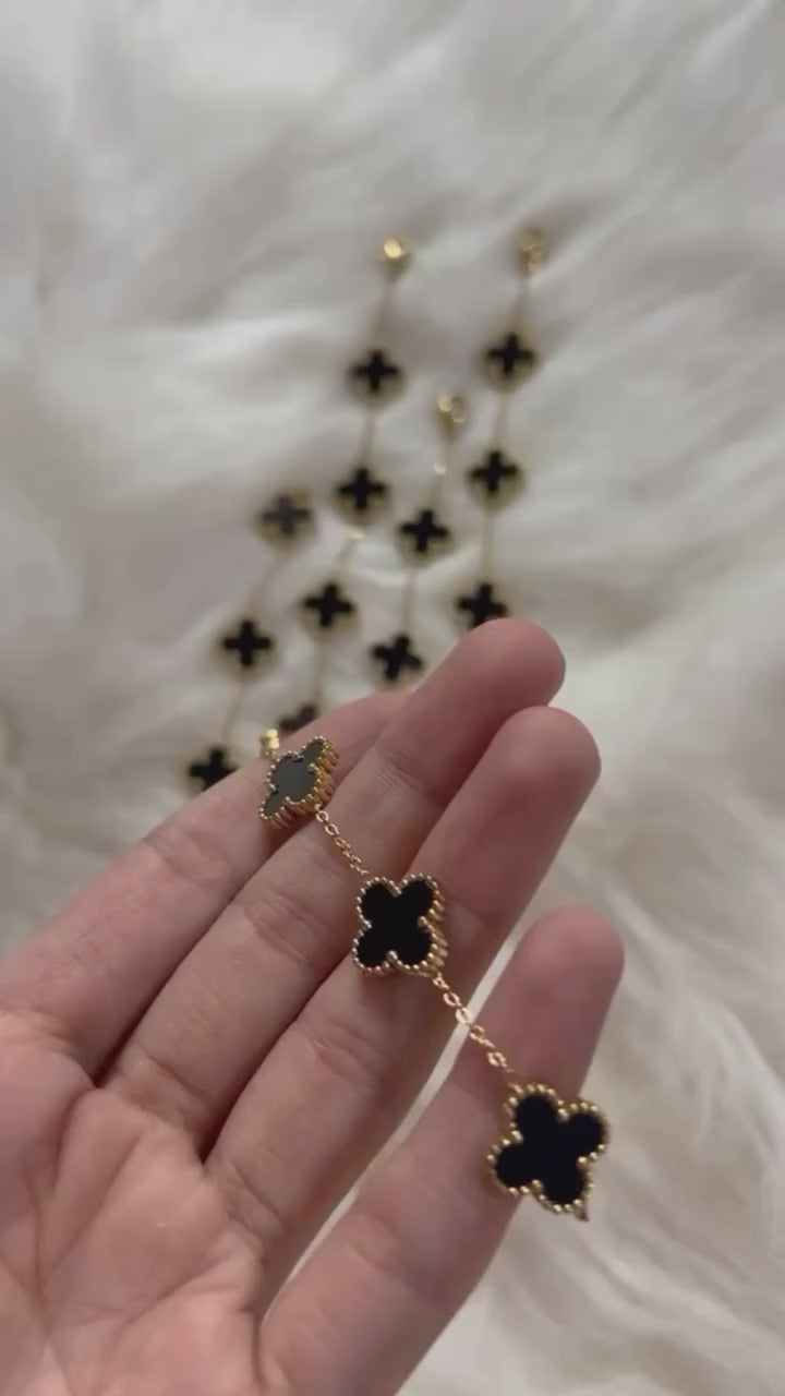 18K gold plated black clover charm bracelet from House of Svarnaa – minimalist daily wear jewellery for office women 